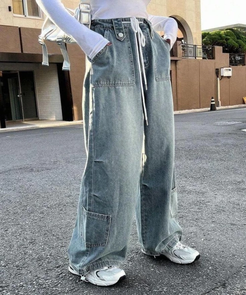 Relaxed Fit Yüksek Bel Cepli Denim Pantolon