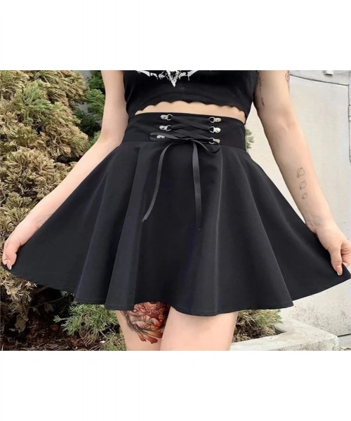 Siyah Kurdele Detaylı Kısa Kloş Etek