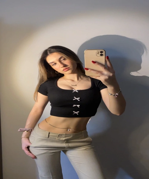 Siyah Kurdeleli Kısa Kollu Crop Body