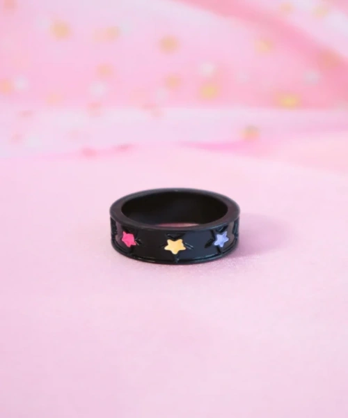 Siyah Renkli Yıldız Yüzük