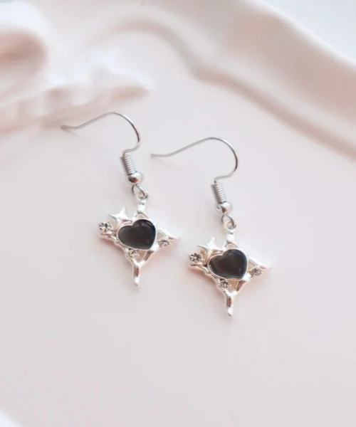 Siyah Taşlı Kutup Yıldızı İthal Küpe