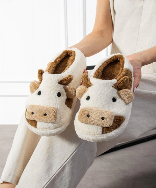 Tatlı İnek Kahverengi Yumuşak Tüylü Peluş Panduf Terlik