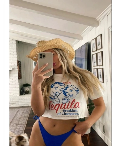Tequila Enjoy Yazı Detay Kısa Tişört Crop
