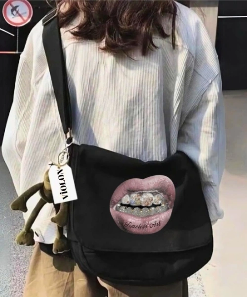 Timeless Lips Baskılı Postacı Çanta