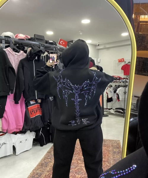 Wings skeleton taş baskılı full kapanan çift kapüşon maskeli siyah renk hırka