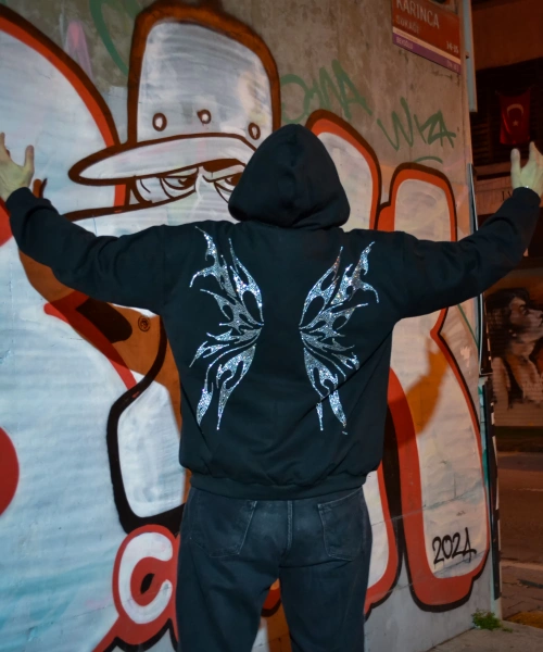 Wings Taş Baskılı Oversize Siyah Renk Maskeli Hırka