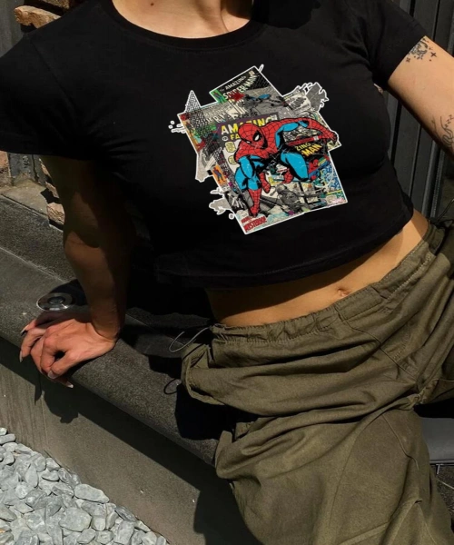 Y2K Sokak Stili Dergi örümcek adam Örümcek Adam Baskılı Kısa Kollu Siyah Crop Body