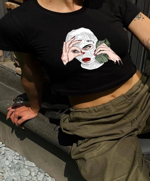 Y2K Sokak Stili GTA Beyaz Maske Baskılı Kısa Kollu Siyah Crop Body