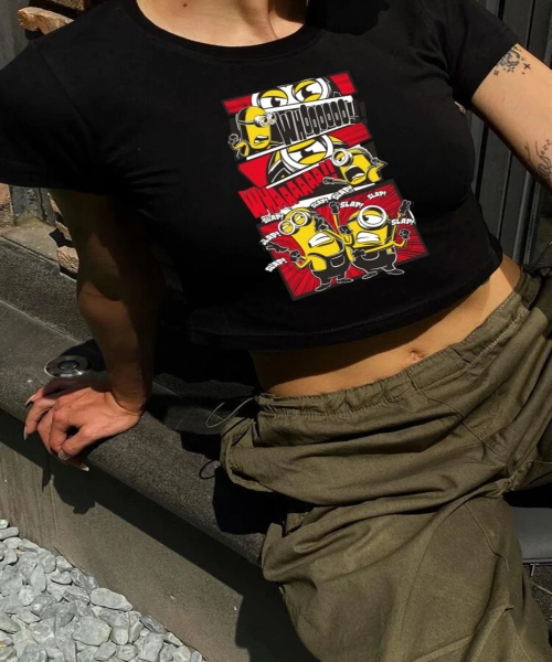 Y2K Sokak Stili Karikatür Desenli Minionlar Baskılı Kısa Kollu Siyah Crop Body