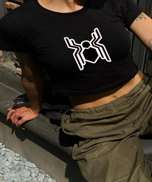 Y2K Sokak Stili Siyah Beyaz Spider Baskılı Kısa Kollu Siyah Crop Body