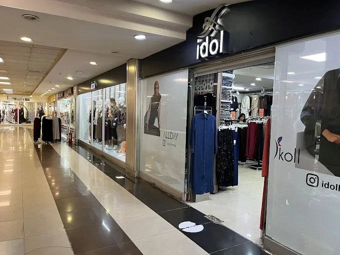 İdol Moda mağaza dış cephe