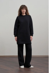 Bisiklet Yaka Uzun Kollu Rahat Kalıp Basic Uzun Sweat Tunik SİYAH