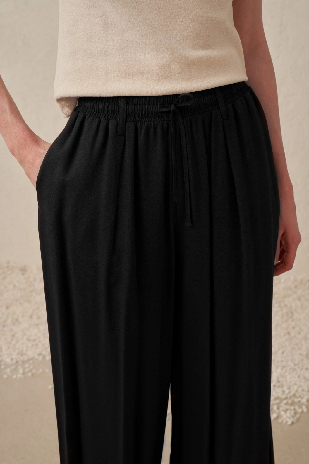 ALLDAY Beli Lastikli Geniş Paça Liyosel Pantolon SİYAH