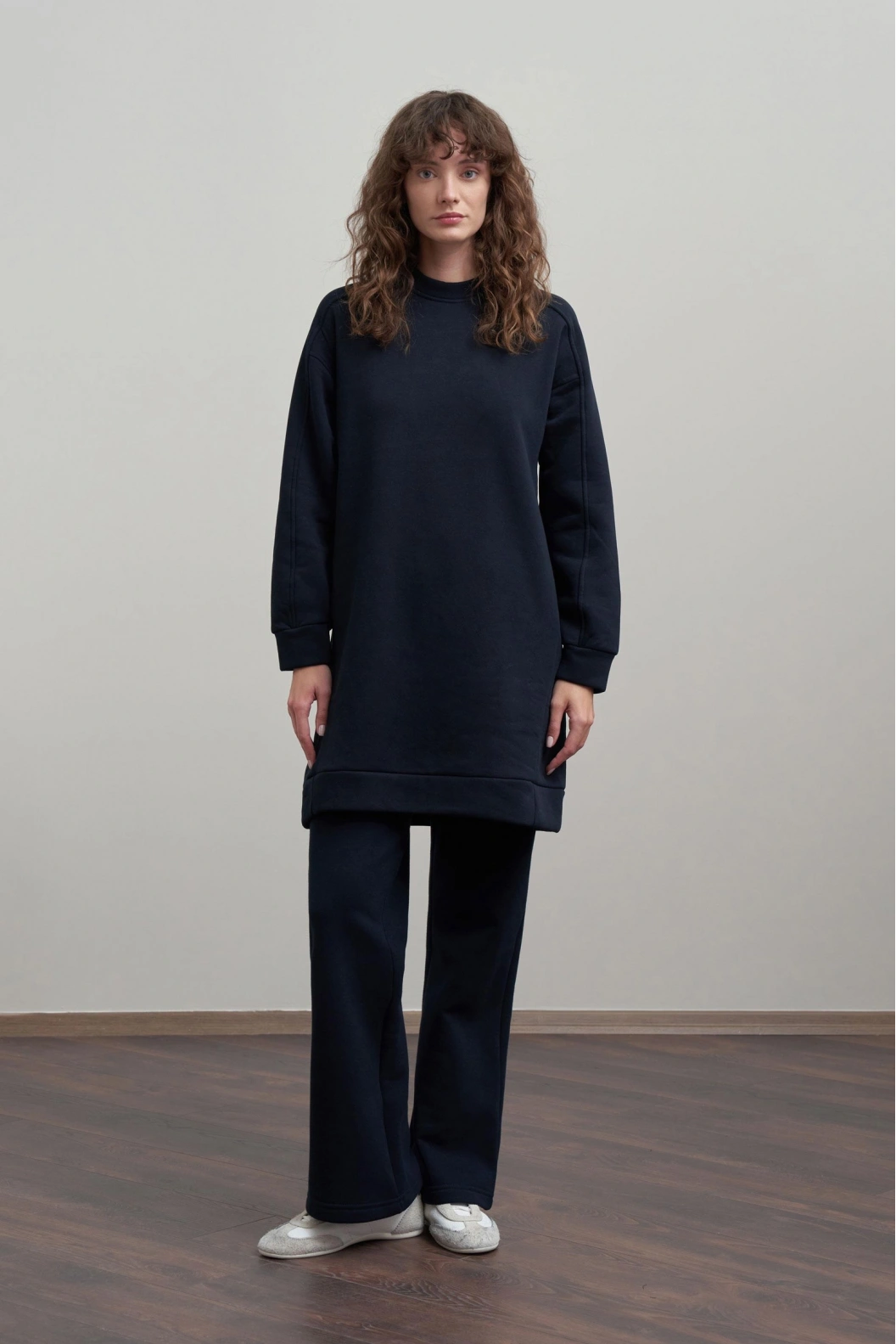 Bisiklet Yaka Uzun Kollu Rahat Kalıp Basic Uzun Sweat Tunik LACİ