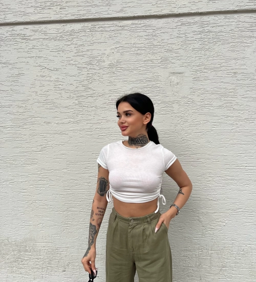 Yanı Büzgülü Crop - Beyaz