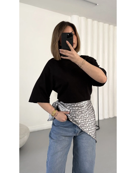 Nila Parçalı Tshirt - Siyah