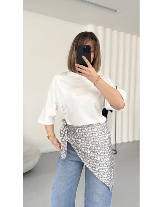 Nila Parçalı Tshirt - Beyaz