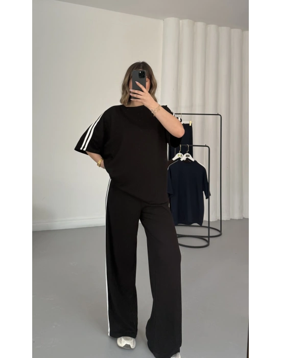 Breela Şeritli Takım - Siyah