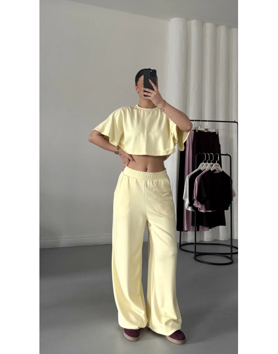 Cleo Salaş Takım - Sarı