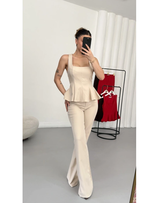 Larissa Volanlı Takım - Bej