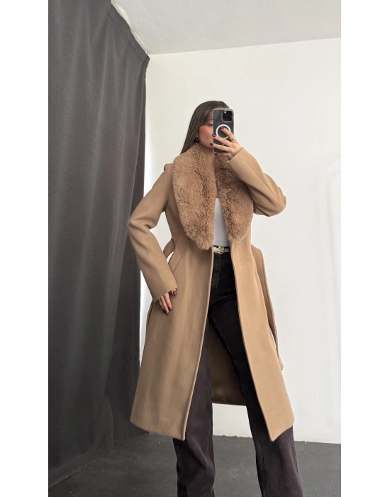 Adele Çıkarılabilir Kürklü Kaşe Kaban - Camel