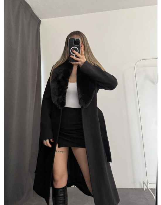 Adele Çıkarılabilir Kürklü Kaşe Kaban - Siyah