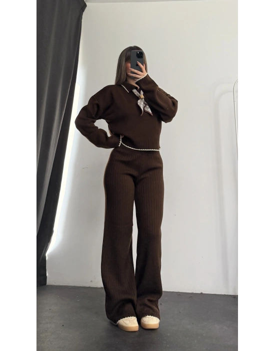 Amanda Fular Detay Triko Takım - Kahve