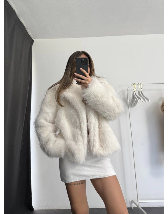 Celin Peluş Kürk - Beyaz