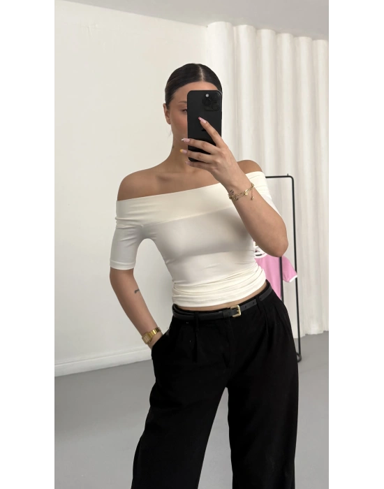 Celine Madonna Yaka Crop - Beyaz