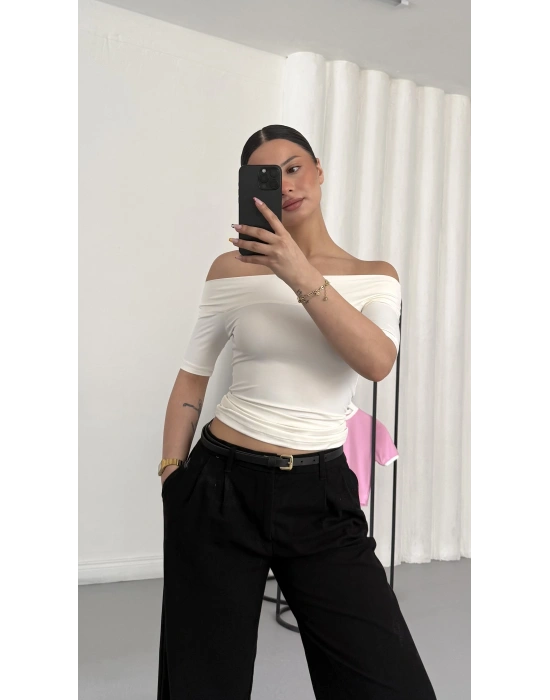 Celine Madonna Yaka Crop - Beyaz