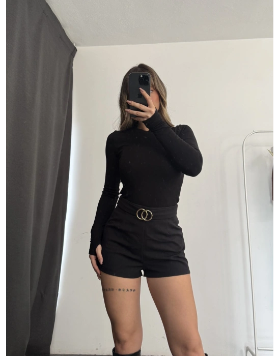 Cole Kemer Detay Şort - Siyah