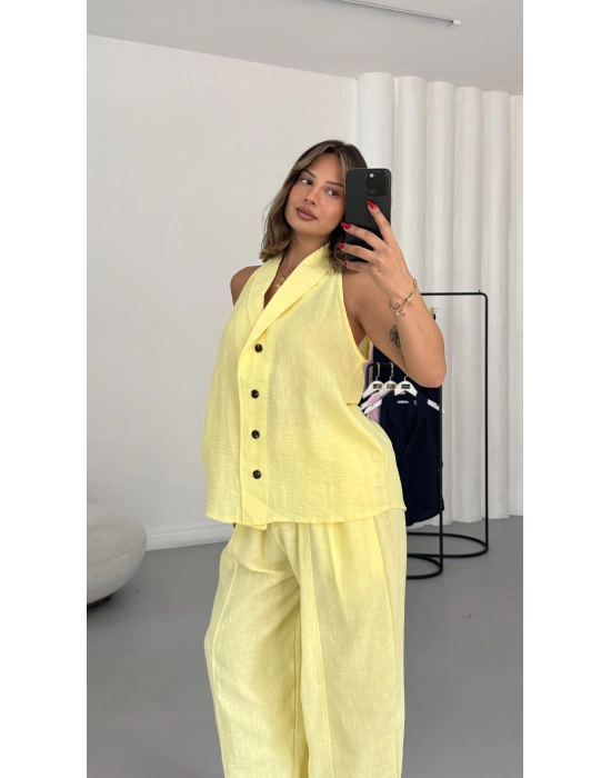 Flavia Yakalı Takım - Sarı