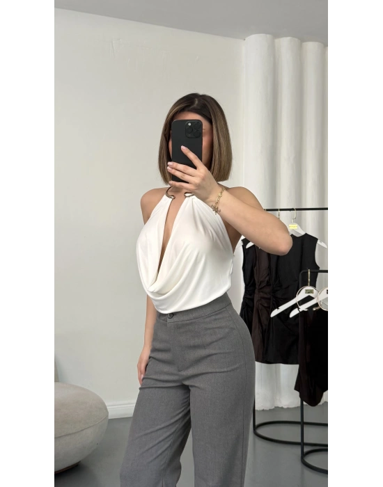 Katia Aksesuar Yaka Bluz - Beyaz