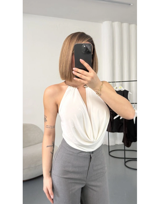 Katia Aksesuar Yaka Bluz - Beyaz