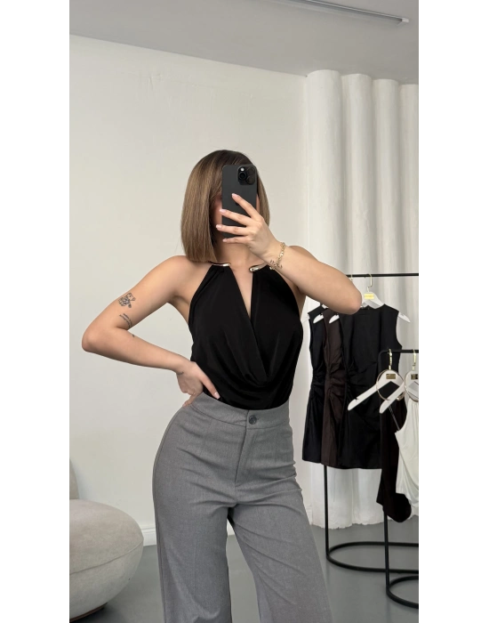 Katia Aksesuar Yaka Bluz - Siyah