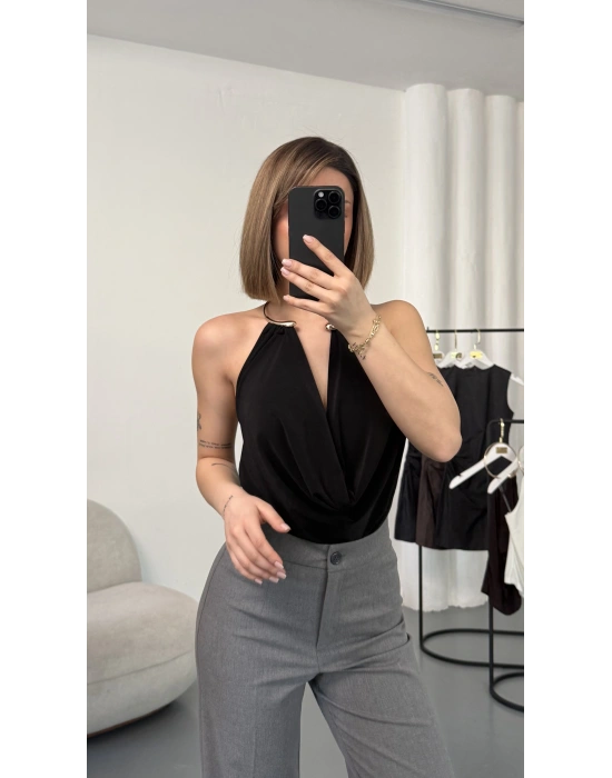 Katia Aksesuar Yaka Bluz - Siyah