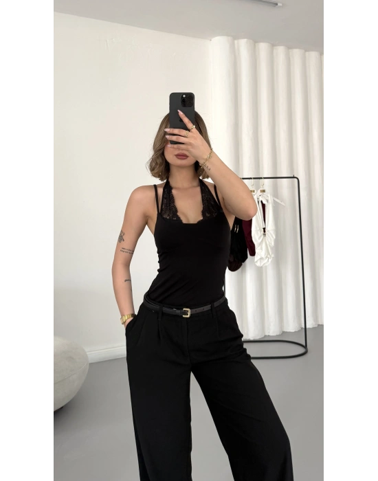 Lilah Dantel Detay Bodysuit - Siyah