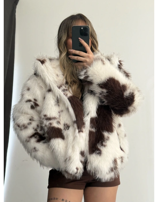 Livia Desenli Kürk - Kahve