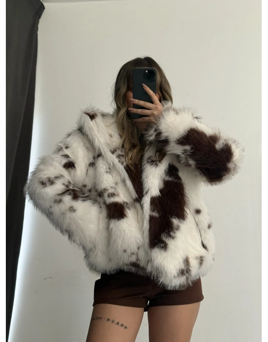 Livia Desenli Kürk - Kahve