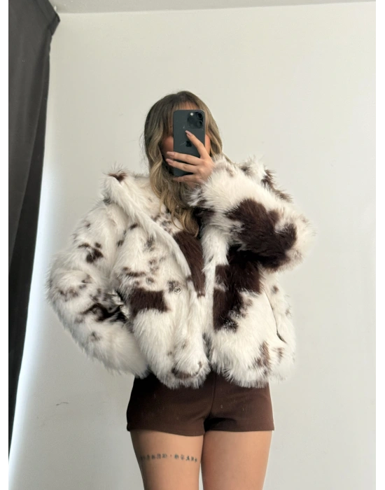 Livia Desenli Kürk - Kahve