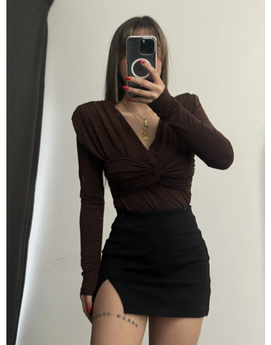 Malika Vatkalı Kruvaze Bluz - Kahve