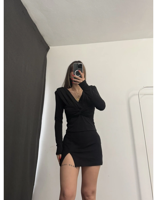 Malika Vatkalı Kruvaze Bluz - Siyah