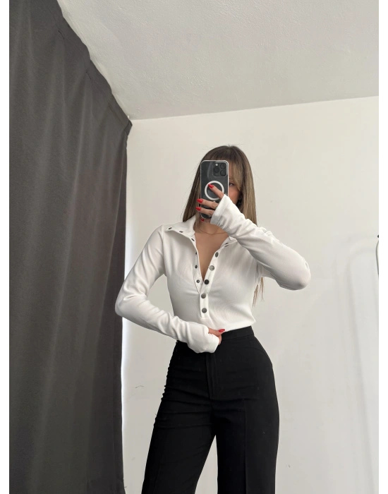 Petra Çıtçıt Detay Bluz - Beyaz