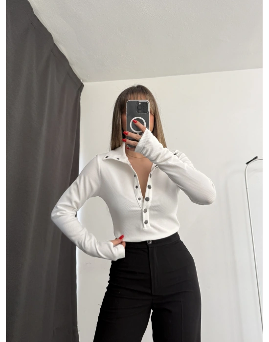 Petra Çıtçıt Detay Bluz - Beyaz