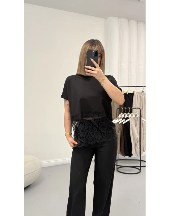 Zoe Dantel Detay Tshirt - Siyah
