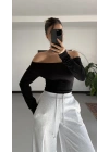 Lonica Madonna Crop - Siyah
