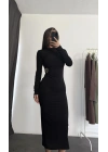 Ruska Broş Detay Elbise - Siyah