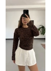 Yan Büzgülü Leopar Bluz- Kahve