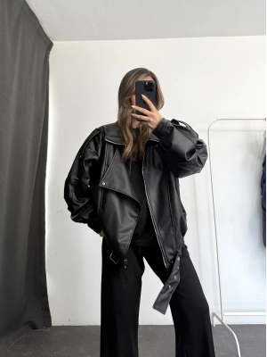 Angela Oversize Deri Ceket - Siyah