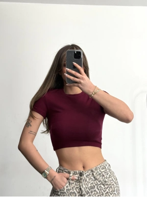 Basic Modal Crop - Bordo